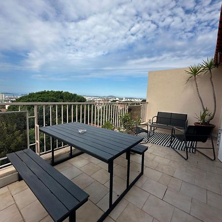 T4 Avec Terrasse Et Garage Prive Apartment ตูลง ภายนอก รูปภาพ